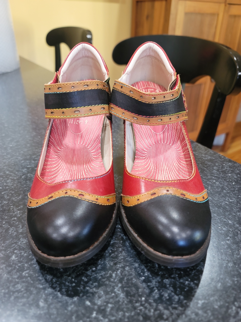 L'Artiste by Spring Step Hulahoop Leather Mary Jane Heels Size 36 / 5.5-6 - Picture 3 of 5